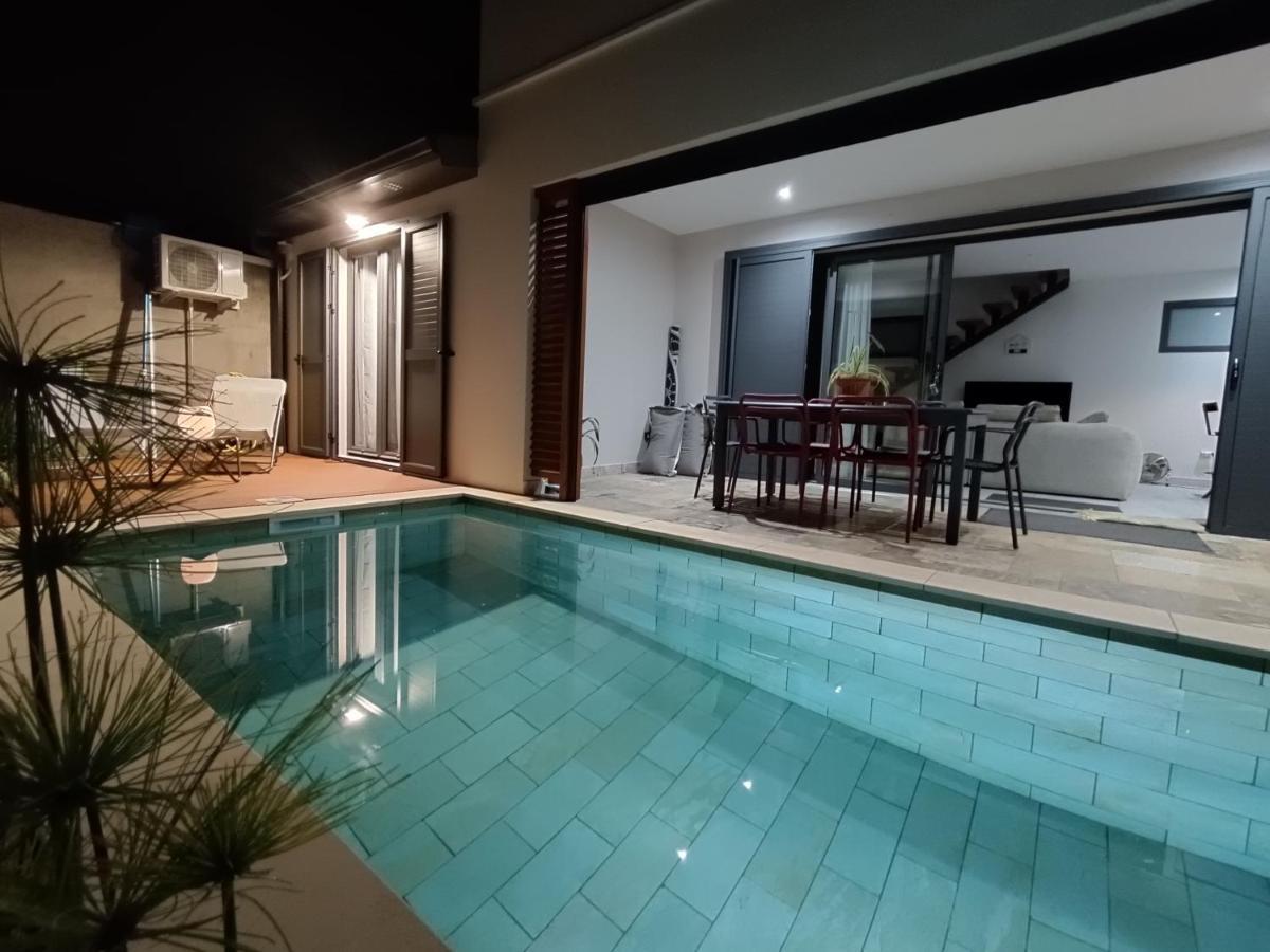 Villa O'Lhaya Piscine Pivee 圣若瑟 外观 照片