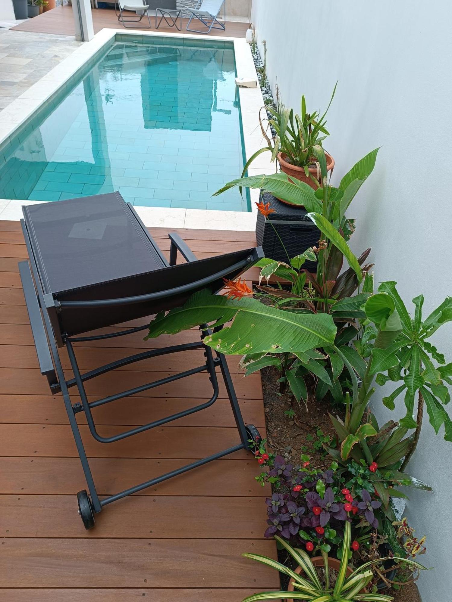 Villa O'Lhaya Piscine Pivee 圣若瑟 外观 照片