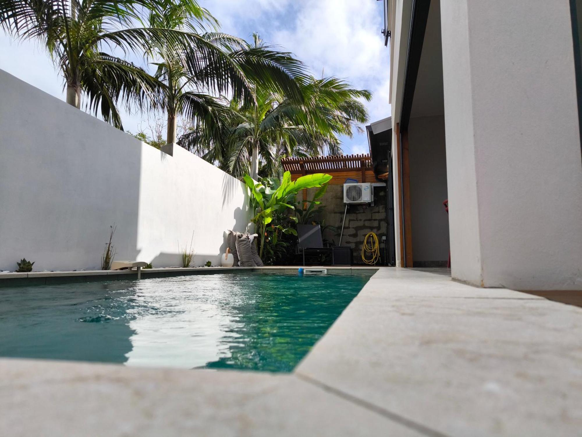 Villa O'Lhaya Piscine Pivee 圣若瑟 外观 照片